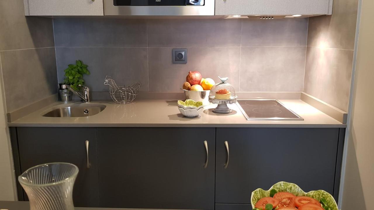 Apartahotel 5Dos5 Οβιέδο Εξωτερικό φωτογραφία