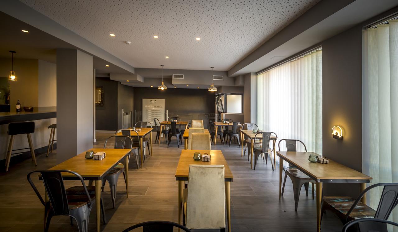 Apartahotel 5Dos5 Οβιέδο Εξωτερικό φωτογραφία
